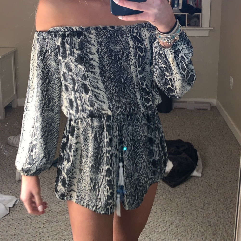 BRAND:Reverse snake skin romper